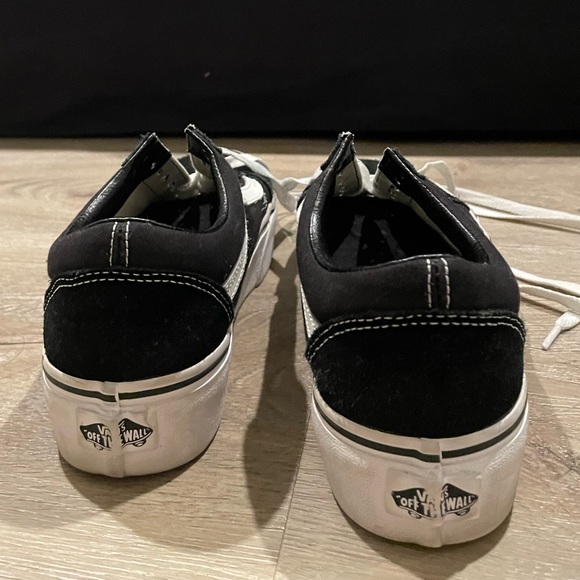 Vans Old Skool Shoe - Picture 4 of 4